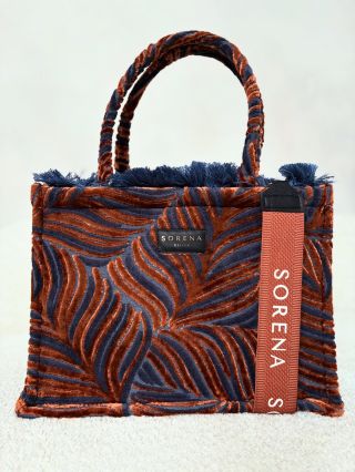 Kúp si kúsok Grécka. Kúp si svoju SORENU. 🇬🇷 Prečo si dopriať grécky vibe? ✔️Dizajn, ktorý sa líši – SORENA má svoj...